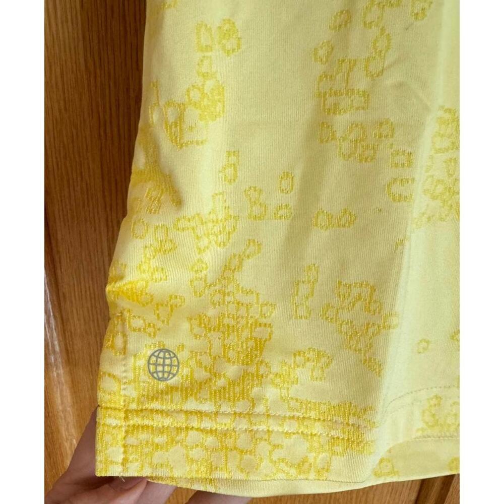 NWT Adidas Athletic Prisma Sport Golf Polo Shirt Yellow Size Small - Picture 5 of 9
